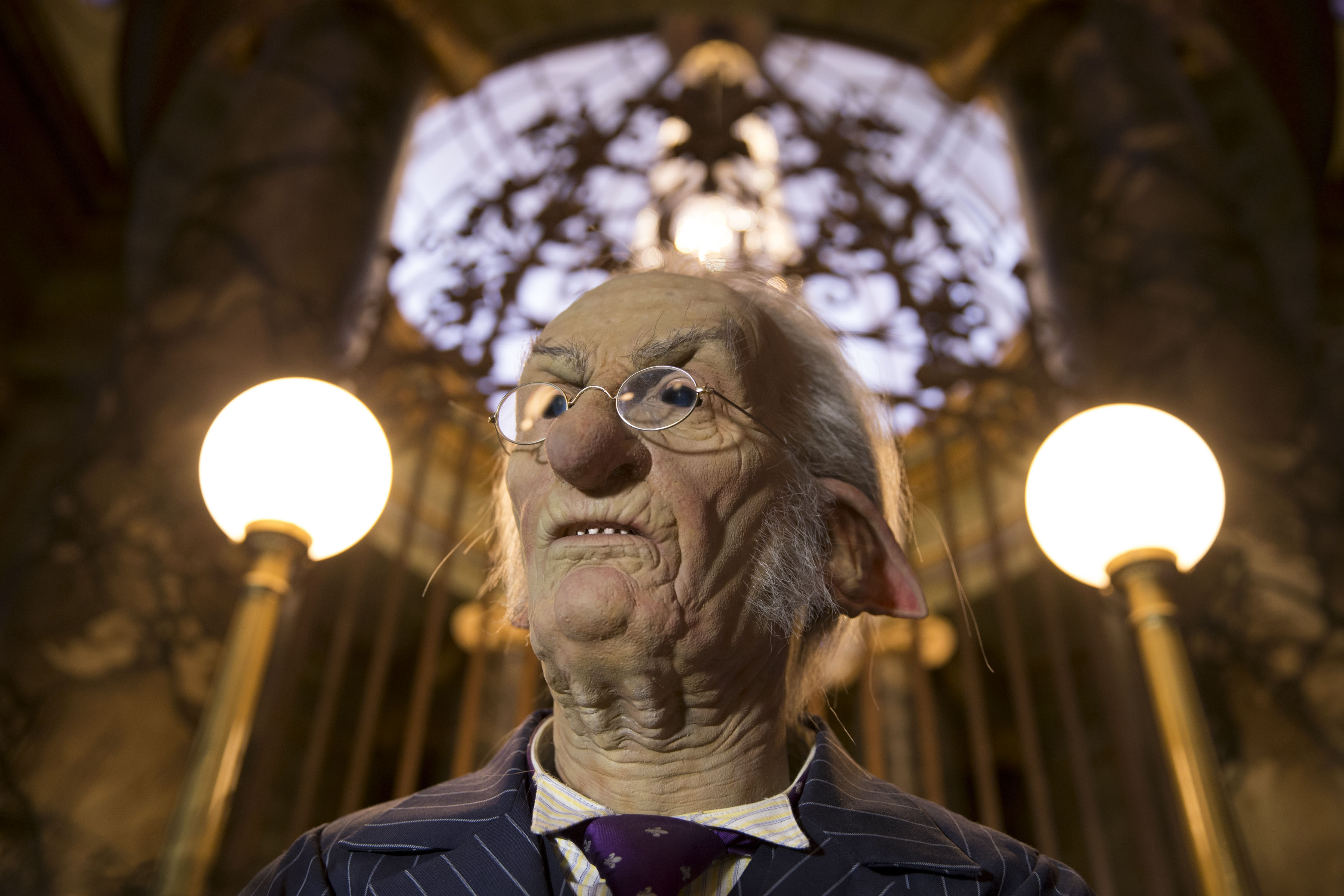 Photo from Harry Potter and the Escape from Gringotts - Goblins working in Gringotts