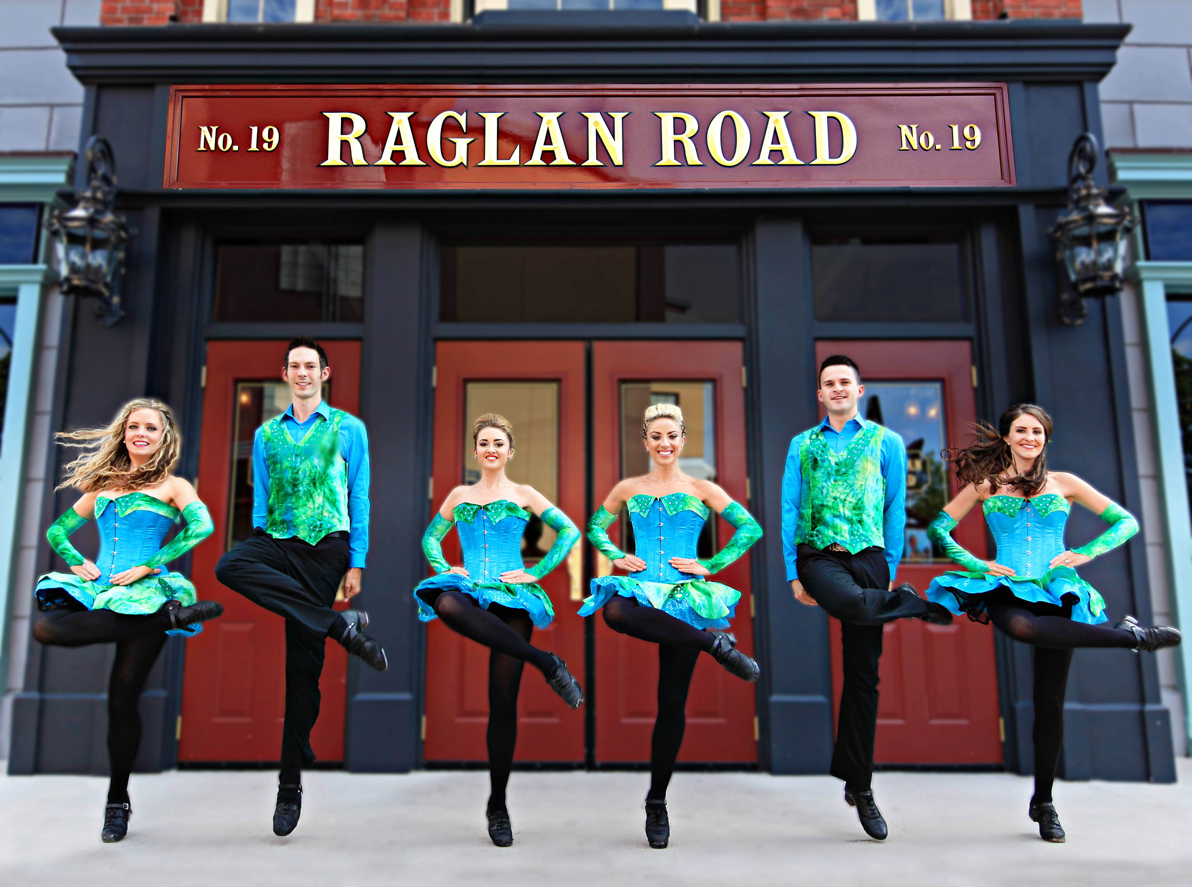 How to Celebrate St. Patrick's Day at Raglan Road -Walt Disney World