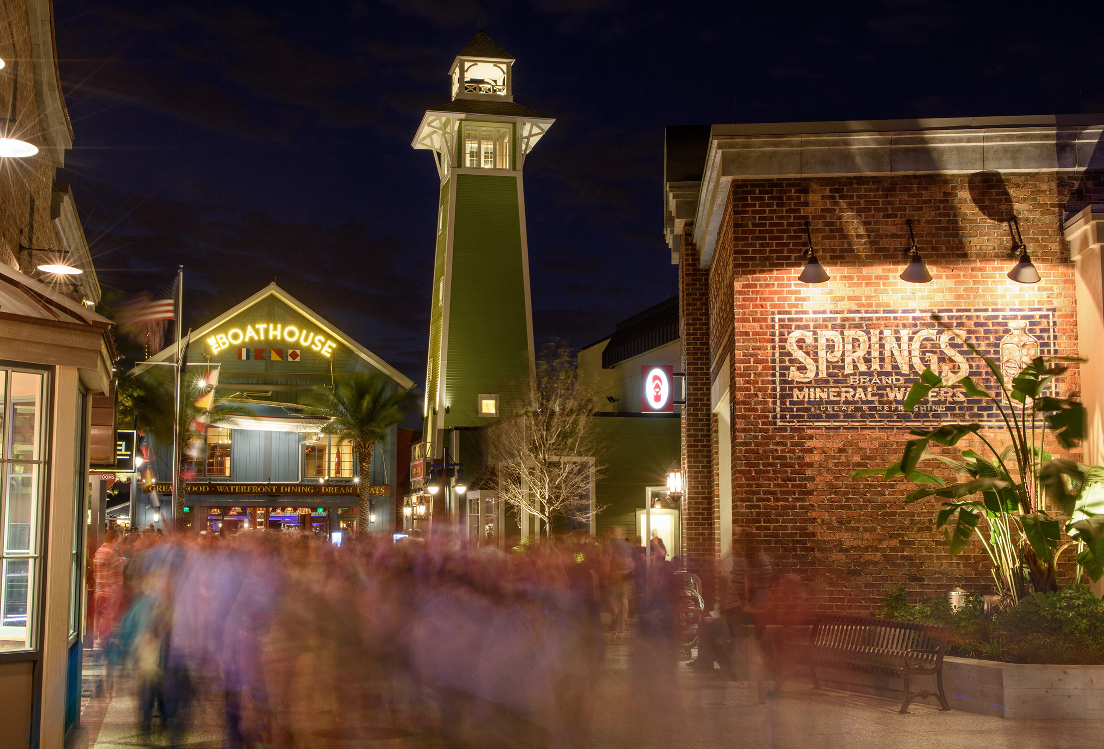 What New Shopping, Dining and Entertainment are Bubbling in Disney Springs?