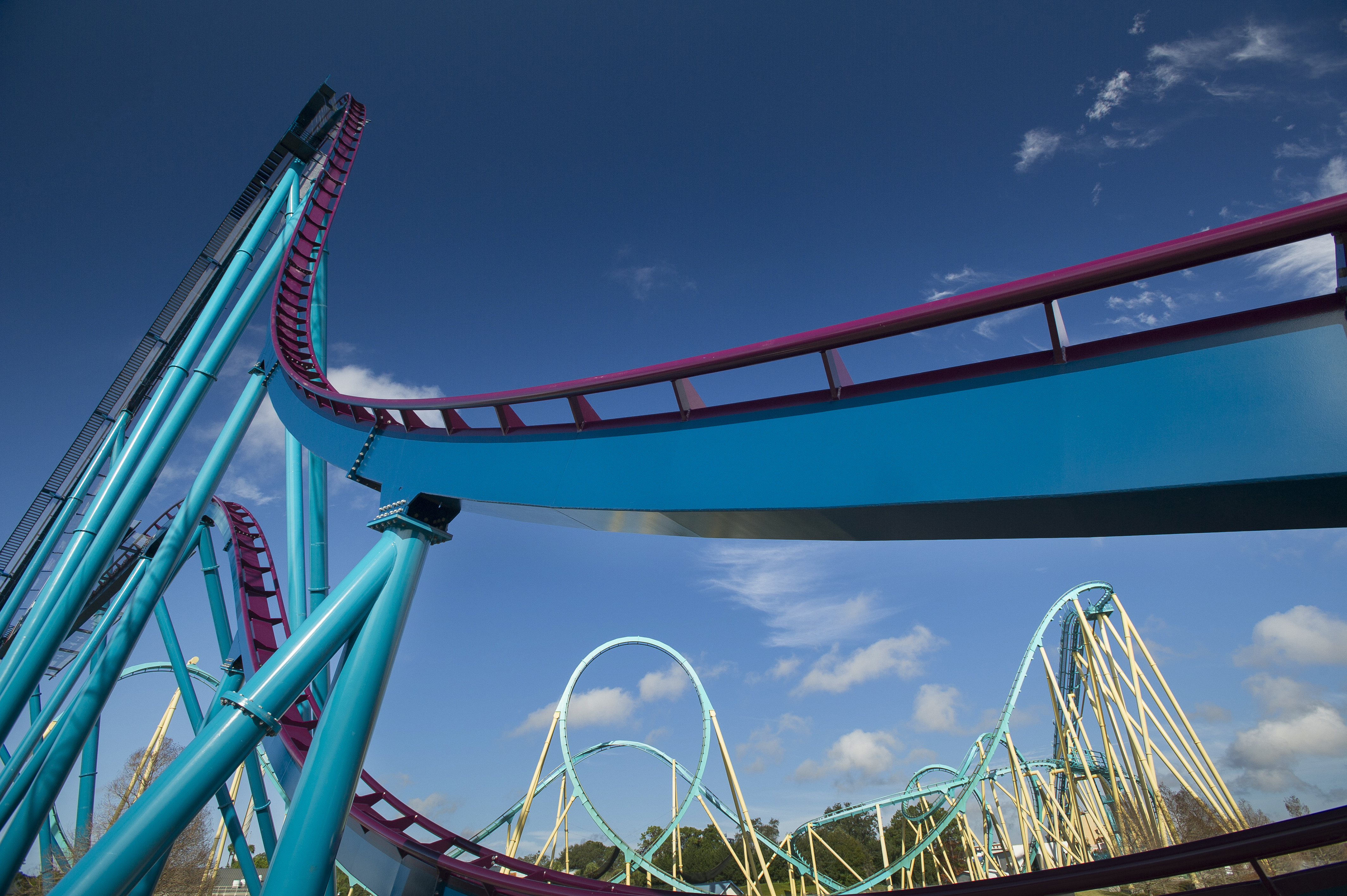 Find out more about the Mako Hypercoaster Coming to SeaWorld Orlando