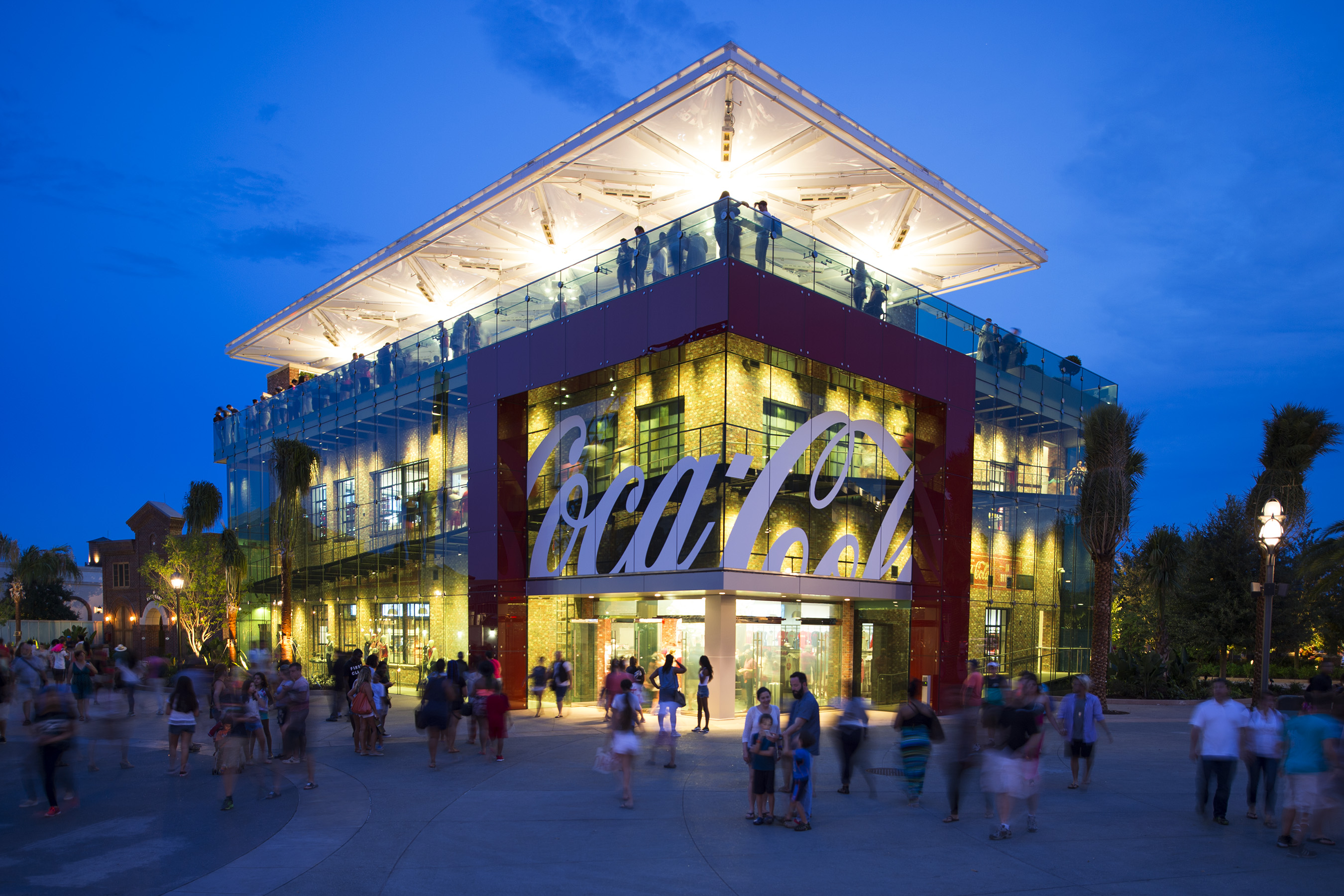 Disney Springs Offers World Class Dining, Unique Shopping and Nightly Entertainment