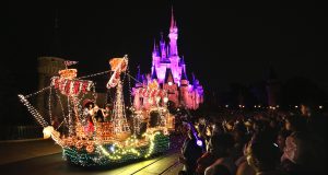 Last Chance to see Main Street Electrical Parade at Walt Disney World before it ‘Glows Away’